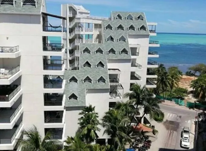 Apartamento En San Andres Frente Al Mar Con Piscina