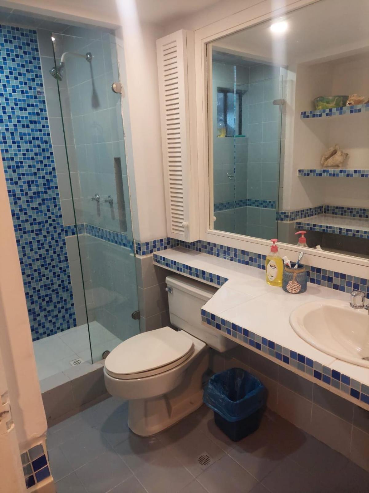 Apartamento En Frente Al Mar Con Piscina *